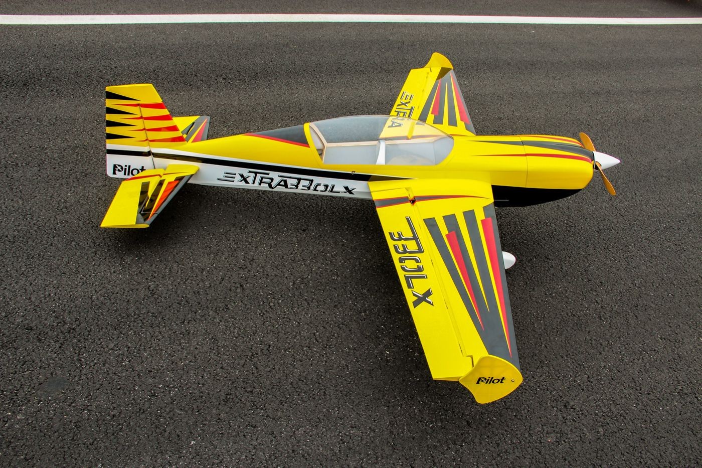 Extra 330LX 92" (2.34m) PilotRC